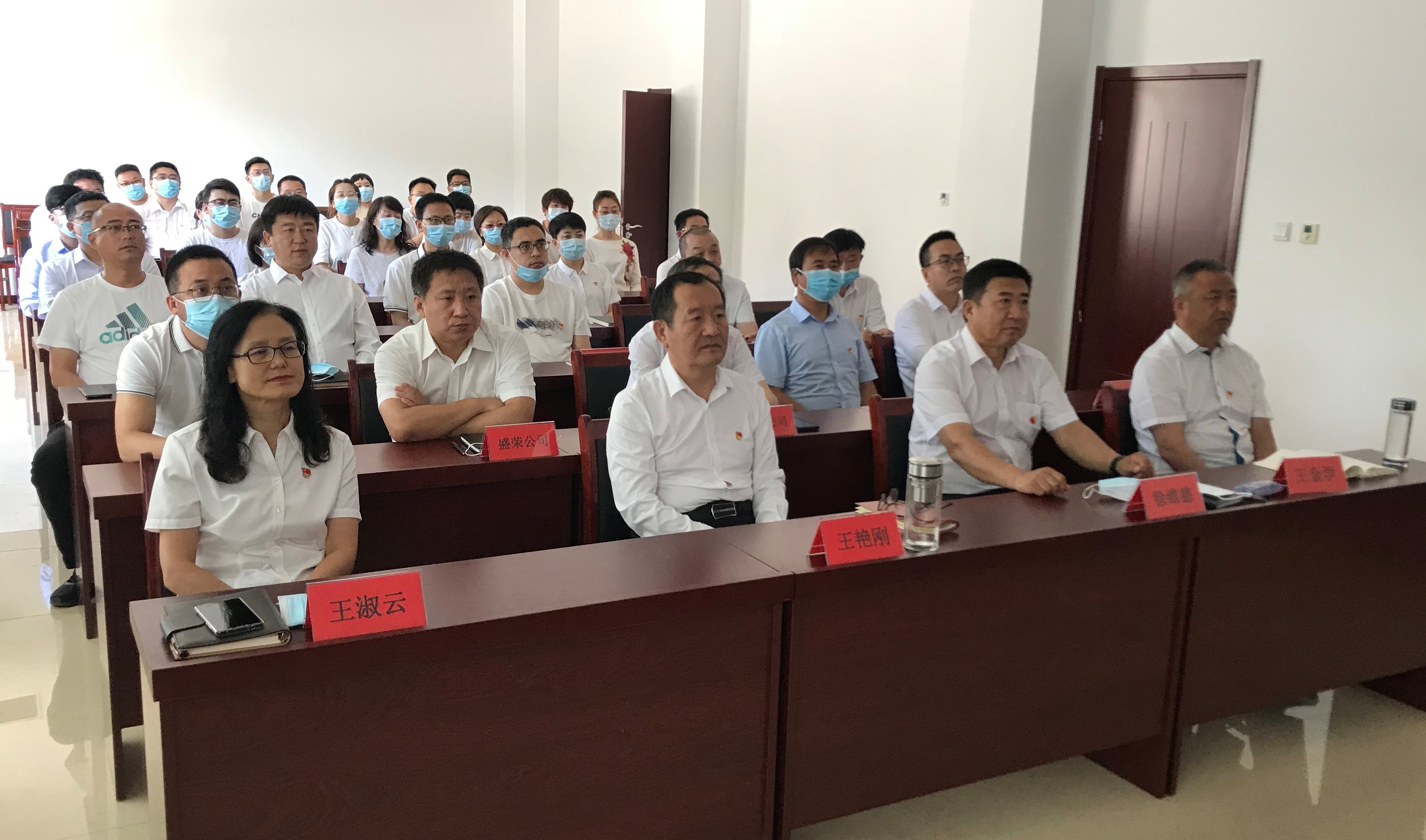 ƽ����(pinnacle)�ٷ���վ